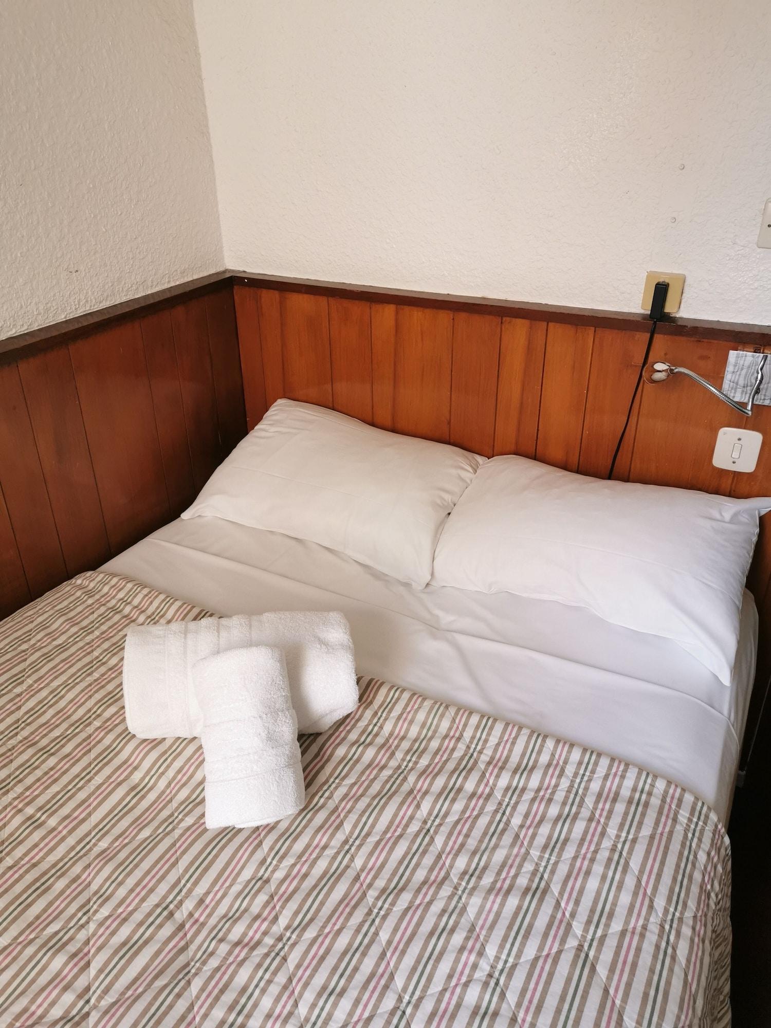 Azurene Royal Hotel Cannes Bagian luar foto