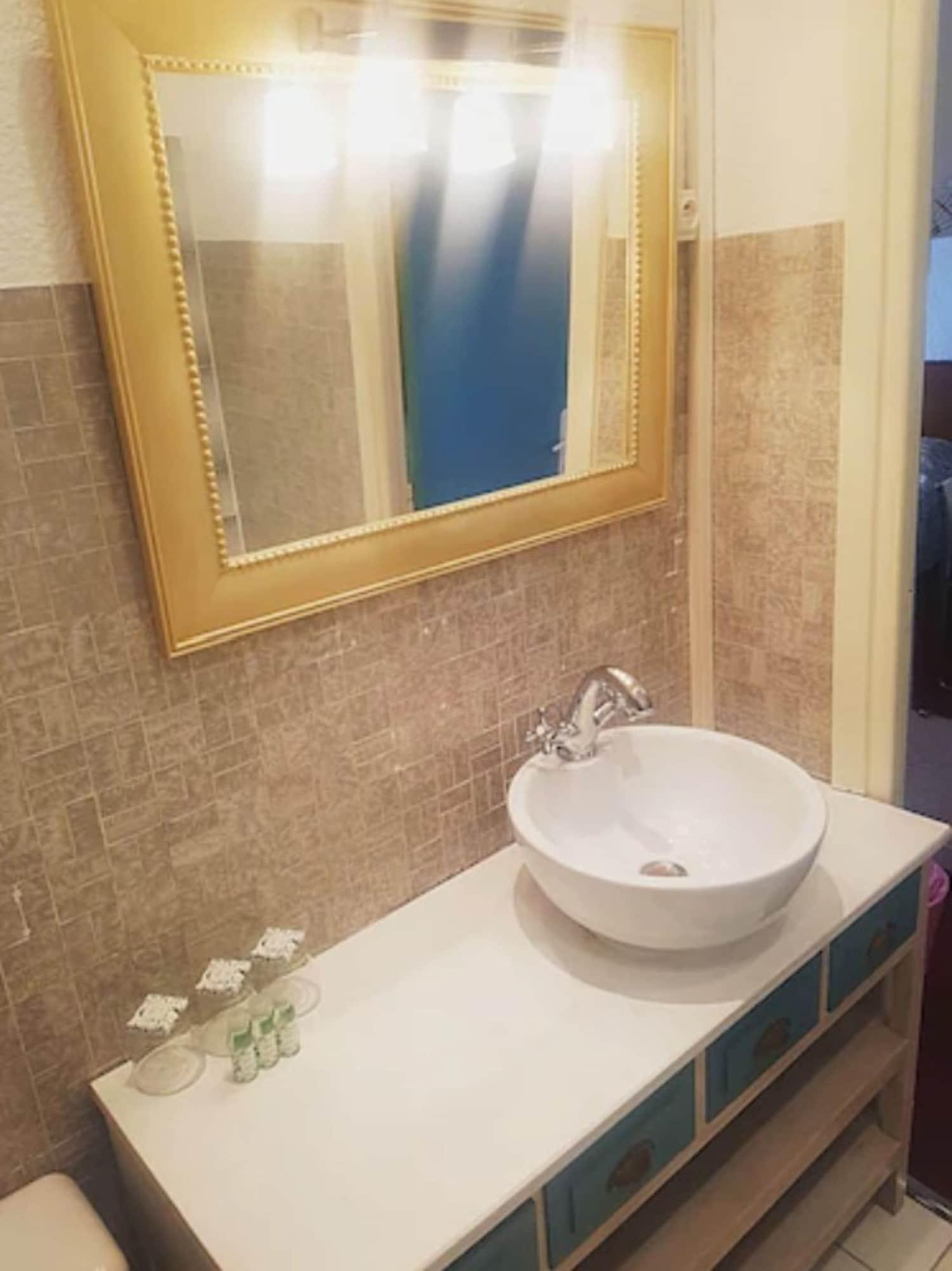 Azurene Royal Hotel Cannes Bagian luar foto