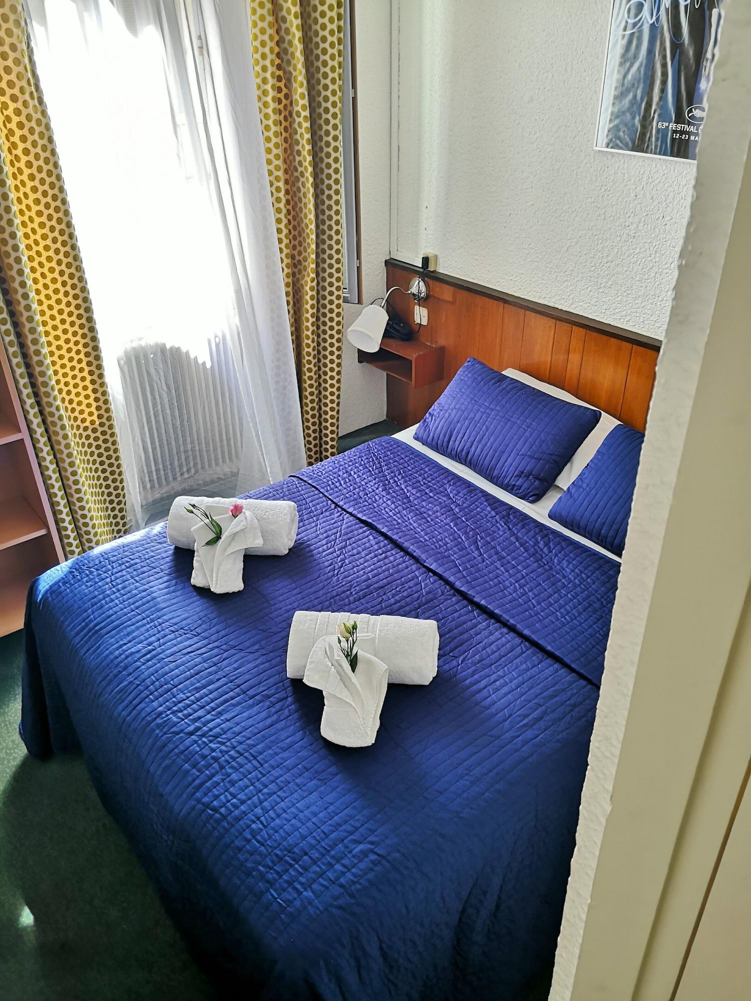 Azurene Royal Hotel Cannes Bagian luar foto