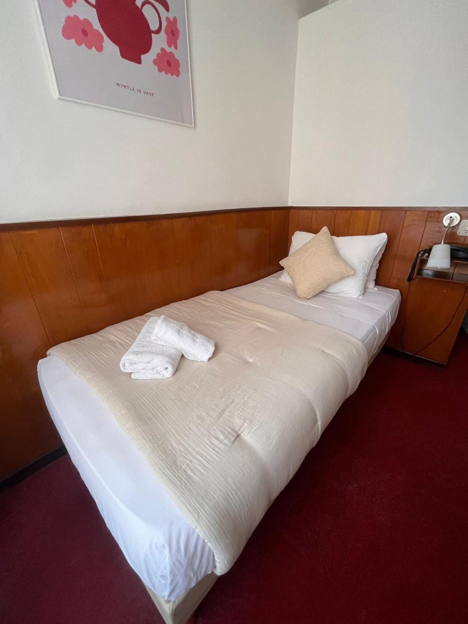 Azurene Royal Hotel Cannes Bagian luar foto