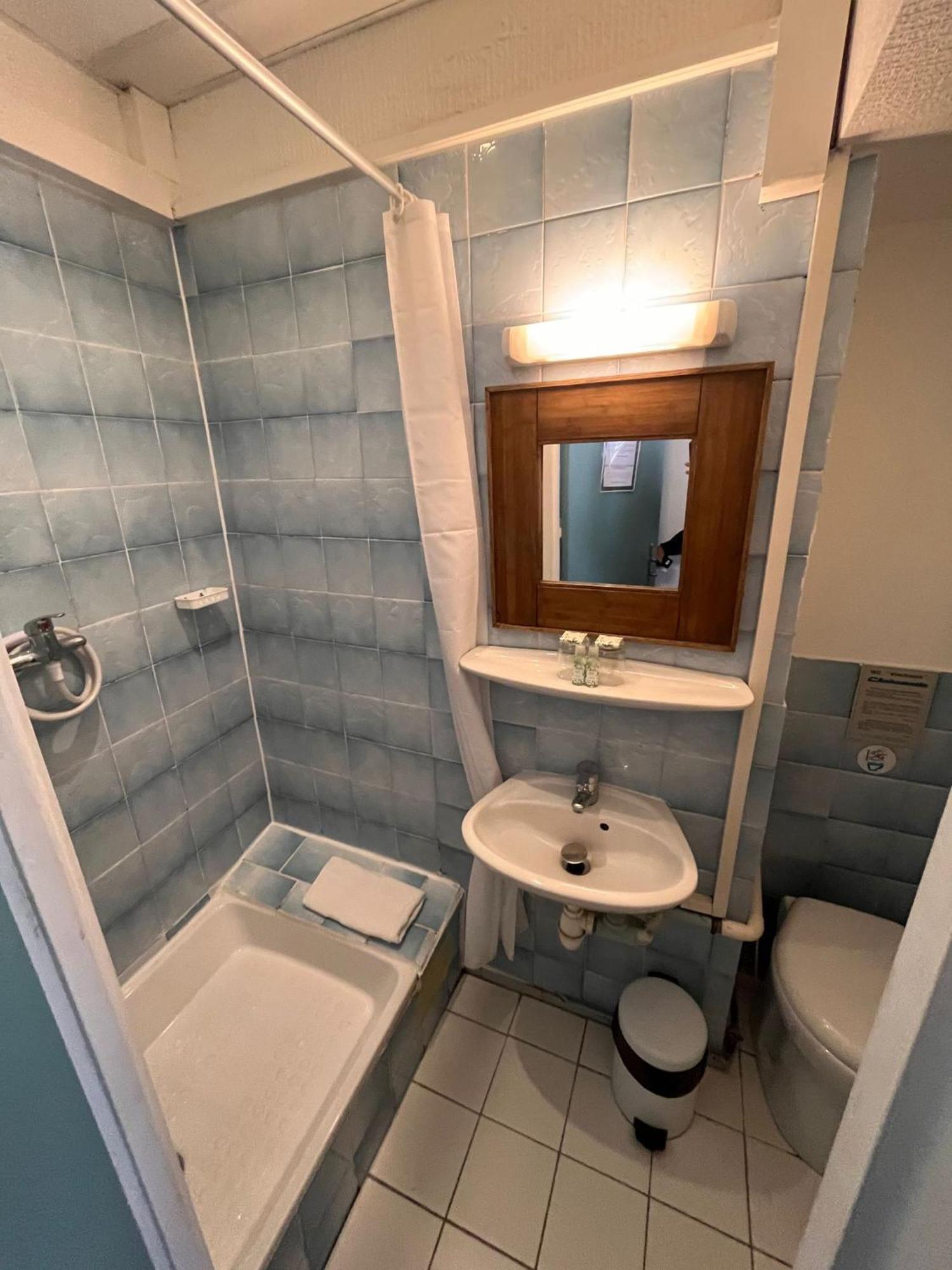 Azurene Royal Hotel Cannes Bagian luar foto